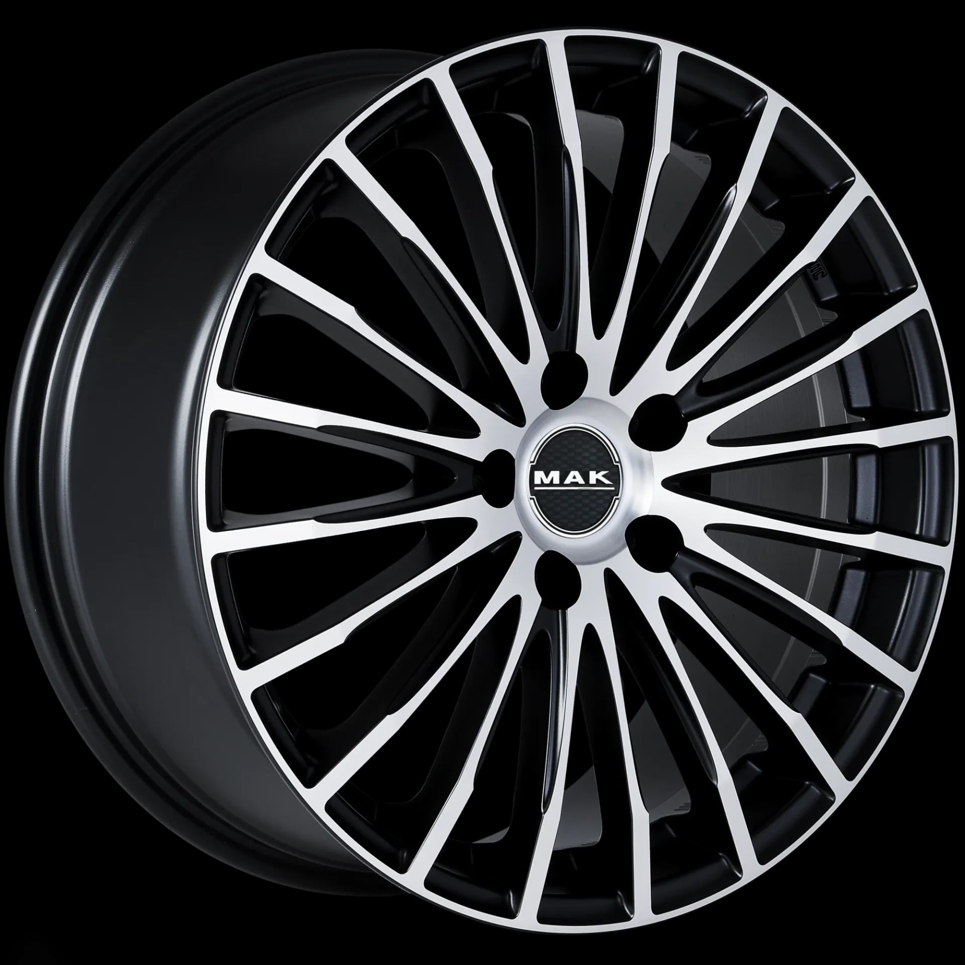MAK FATALE ICE BLACK