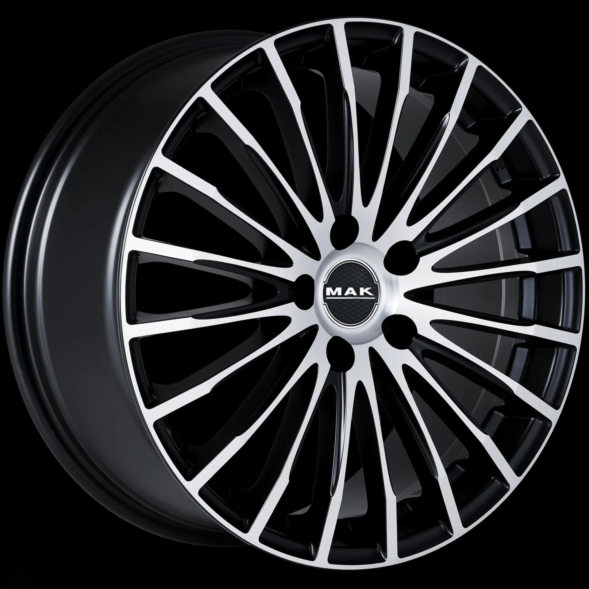 MAK FATALE ICE BLACK