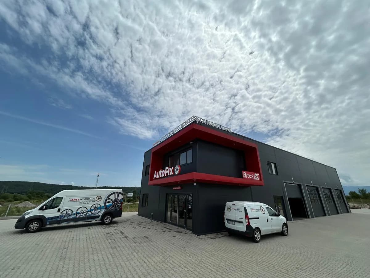Sediul service-ului partener AutoFix Mohu, județul Sibiu