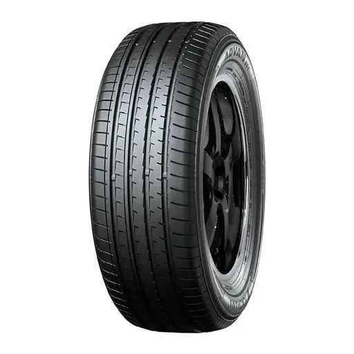Yokohama Advan V61 225/60 R18 100V
