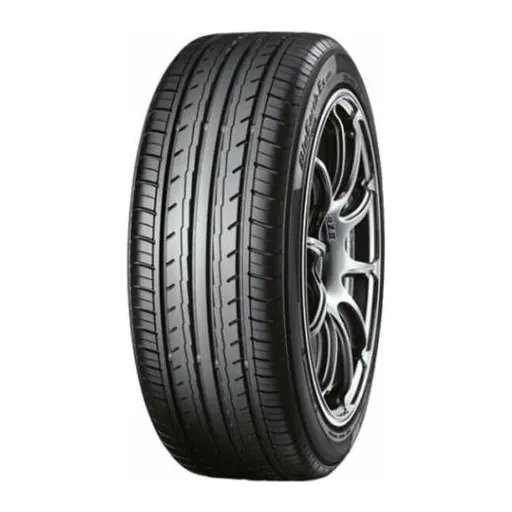 YOKOHAMA BLUEARTH ES32 215/60 R16 95H